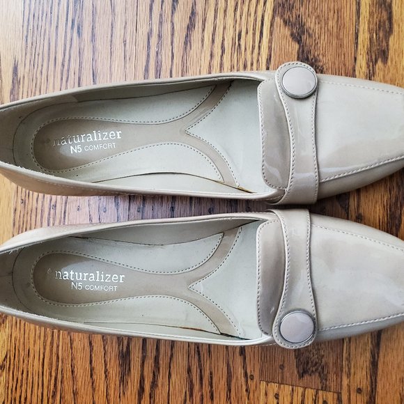 naturalizer patent leather shoes